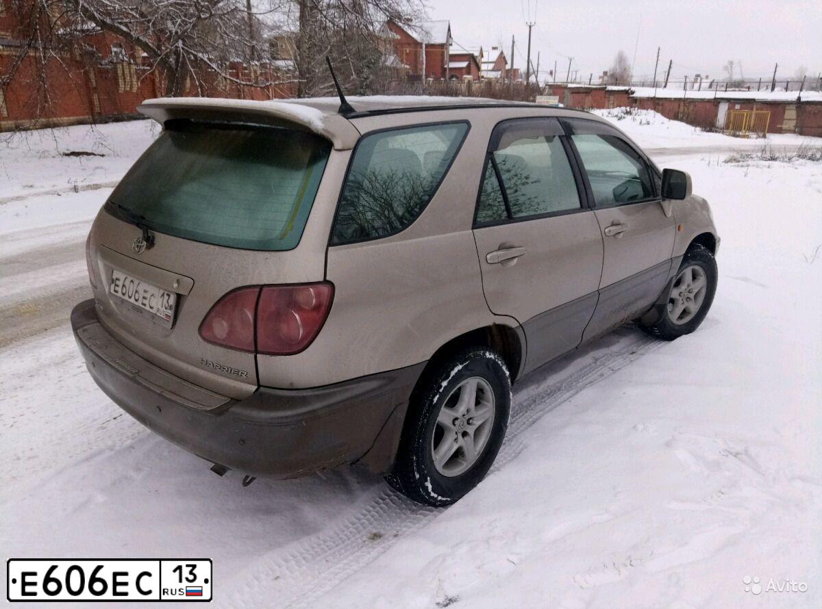 Фото автомобиля VOLKSWAGEN PASSAT, 1998 — госномер Н863ЕВ790. Цвет: синий