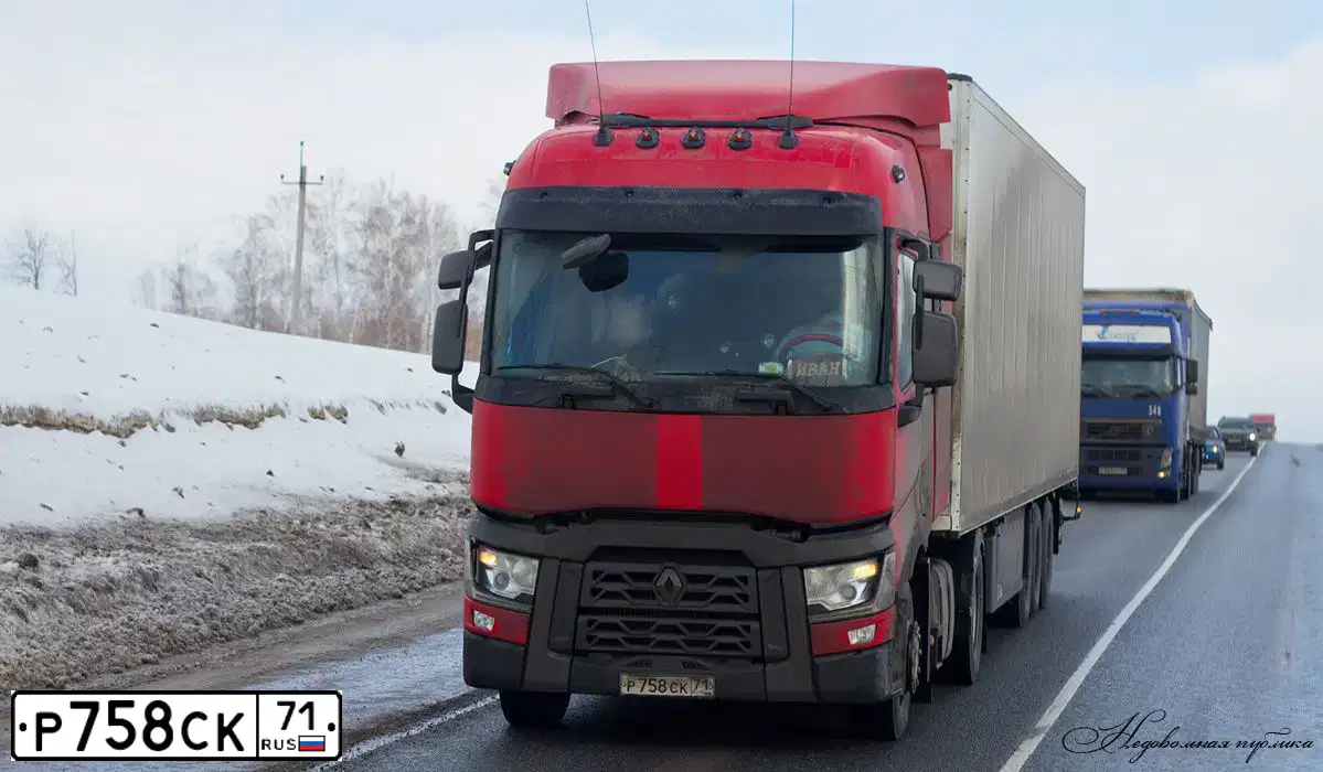 Фото автомобиля РЕНО HD001 T 4X2, 2015 — госномер Е387РК797. Цвет: Белый