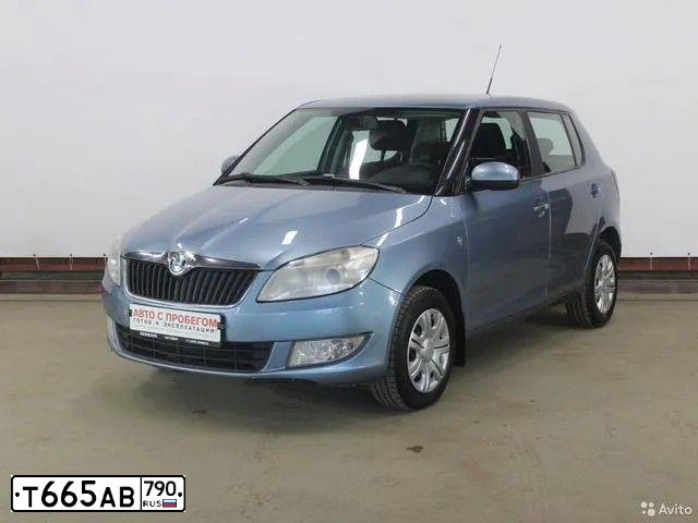Фото автомобиля SKODA FABIA, 2011 — госномер Т665АВ790. Цвет: ГОЛУБОЙ