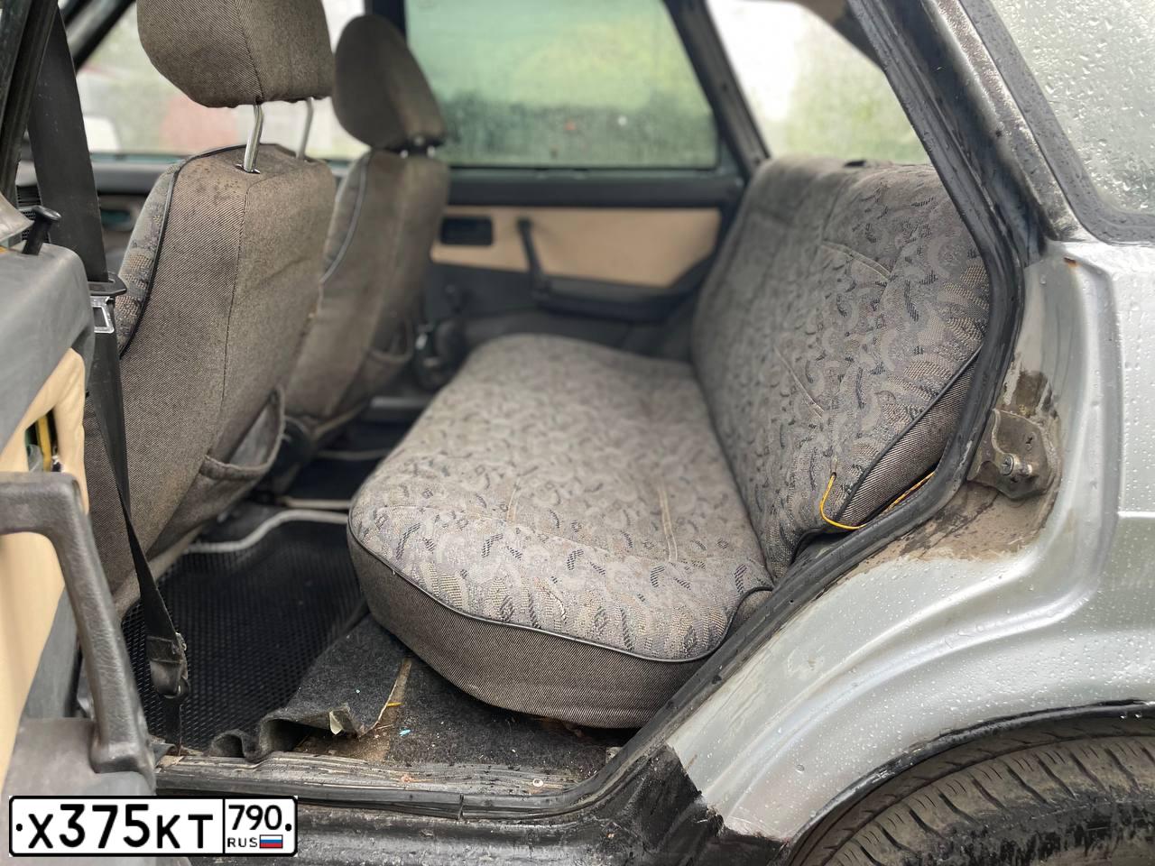Фото автомобиля LADA 2109 SAMARA, 2001 — госномер М719СХ99. Цвет: Светло-Серебристый металлик