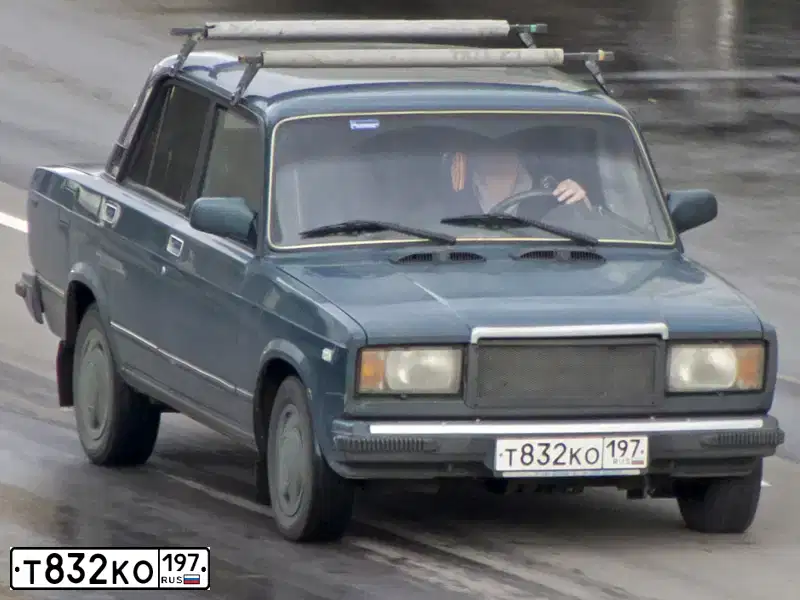 Фото автомобиля LADA 2107, 2001 — госномер А769ОК99. Цвет: сине-зеленый