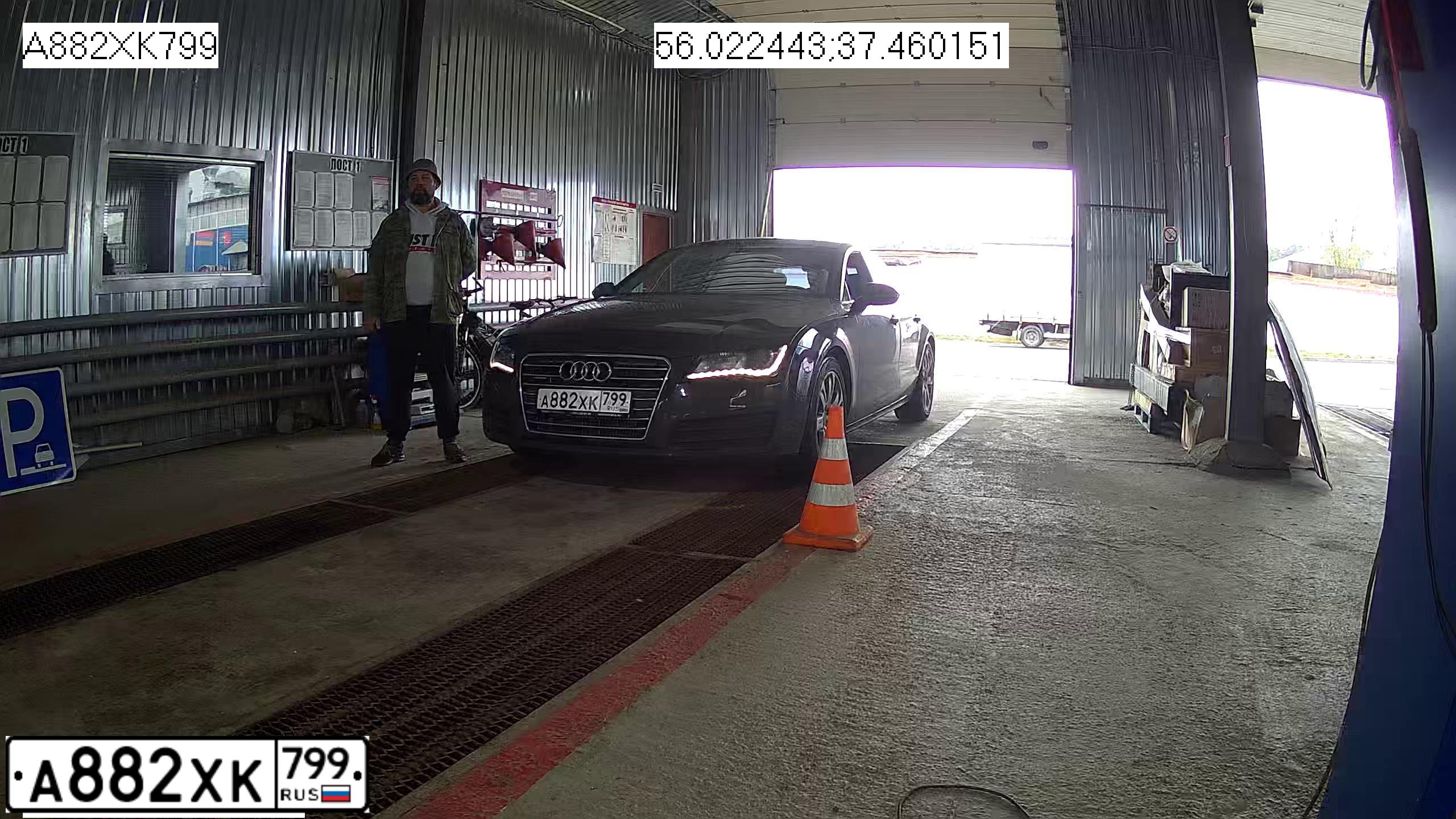 Фото автомобиля AUDI A7, 2010 — госномер А662ХМ155. Цвет: ЧЕРНЫЙ