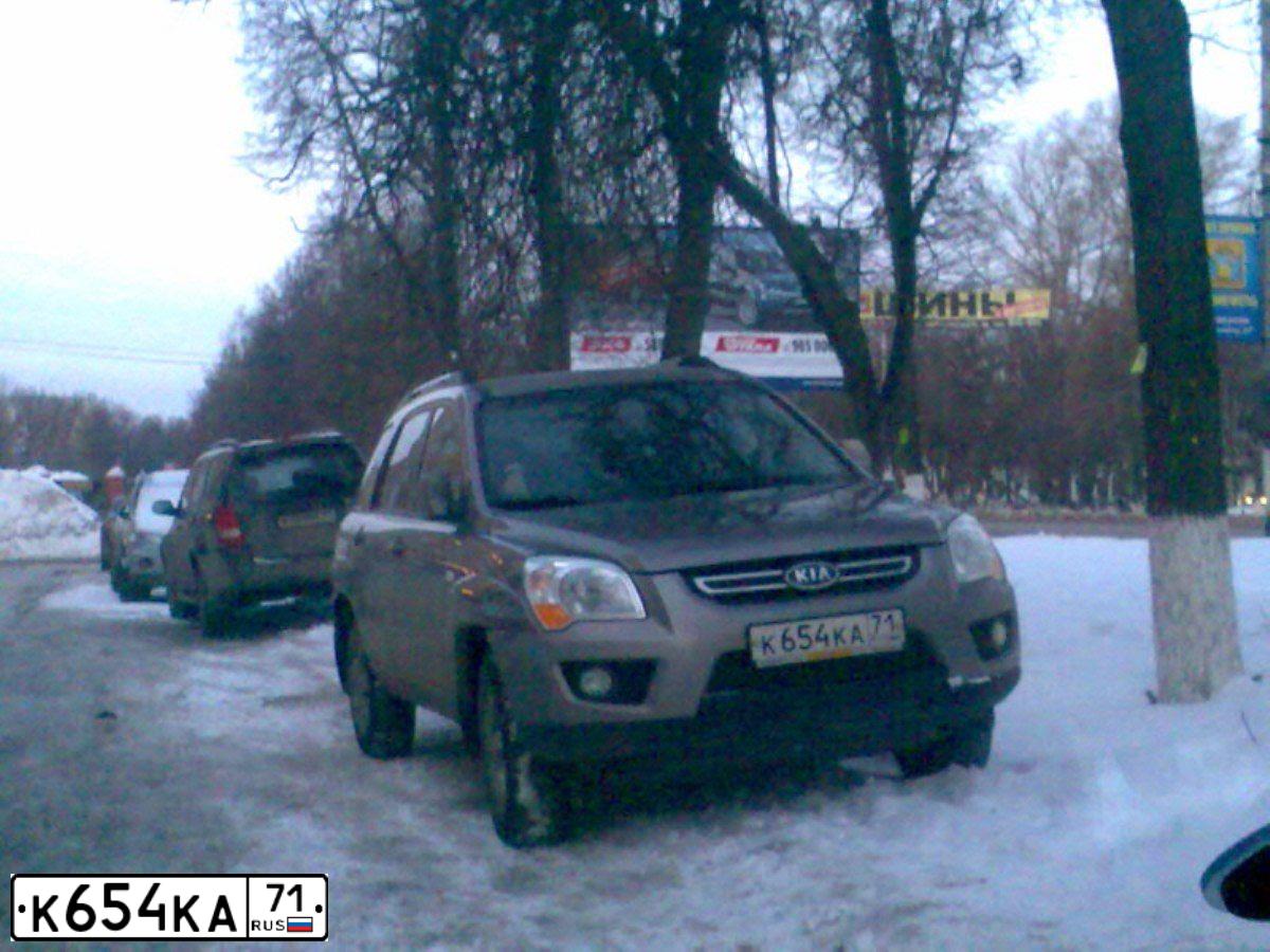 Фото автомобиля KIA SPORTAGE, 2010 — госномер К654КА71. Цвет: БЕЖЕВЫЙ