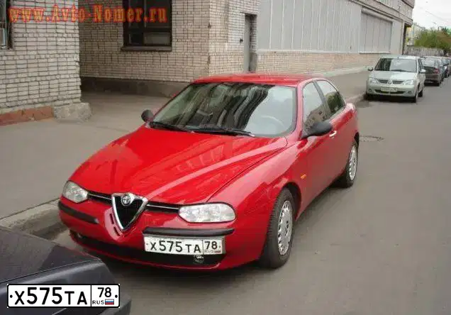 Фото автомобиля АЛЬФА РОМЕО 156, 1999 — госномер Х575ТА78. Цвет: Красный