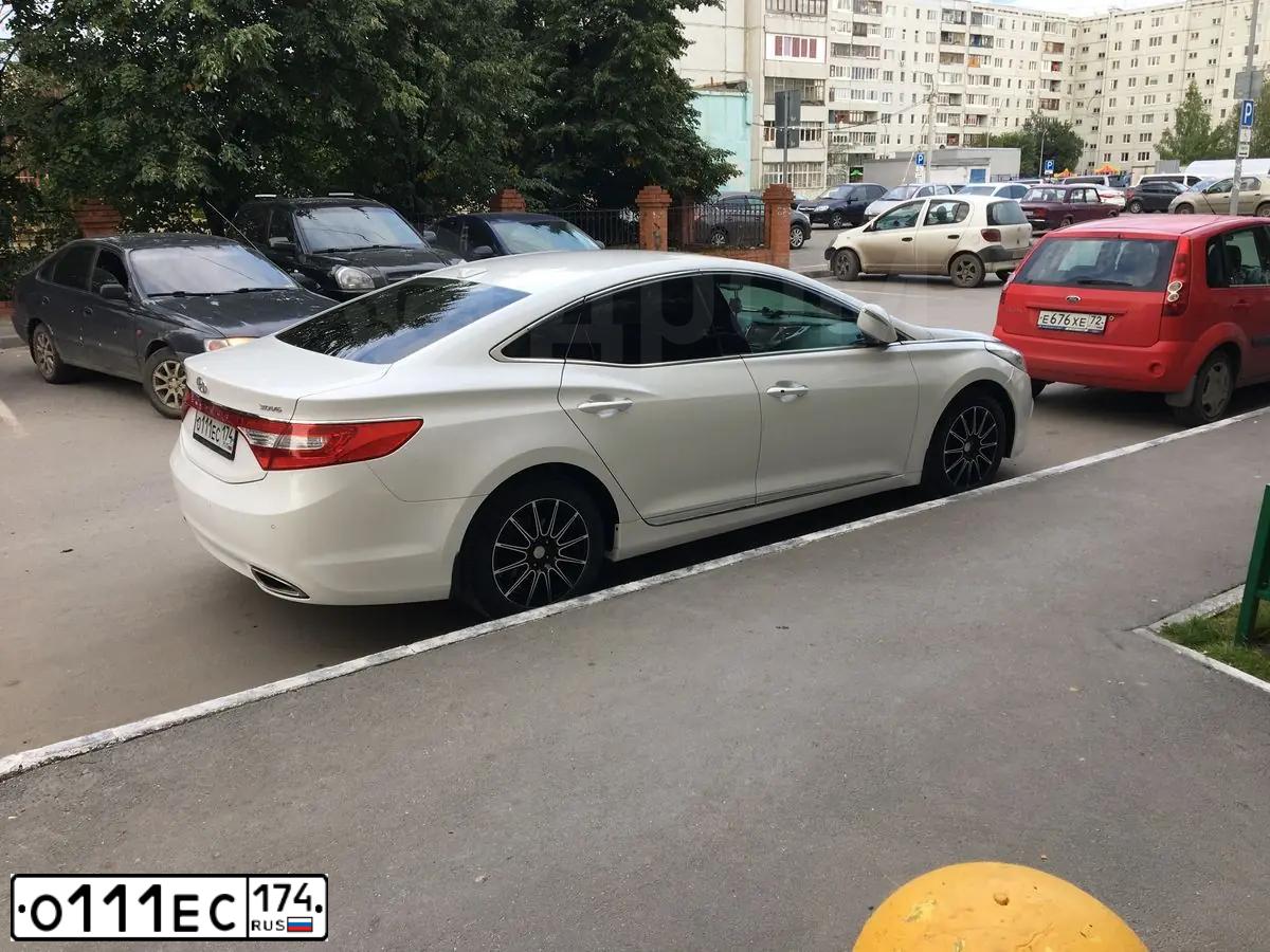 Фото автомобиля LADA 2105, 2004 — госномер К668ОА196. Цвет: ФИОЛЕТОВЫЙ