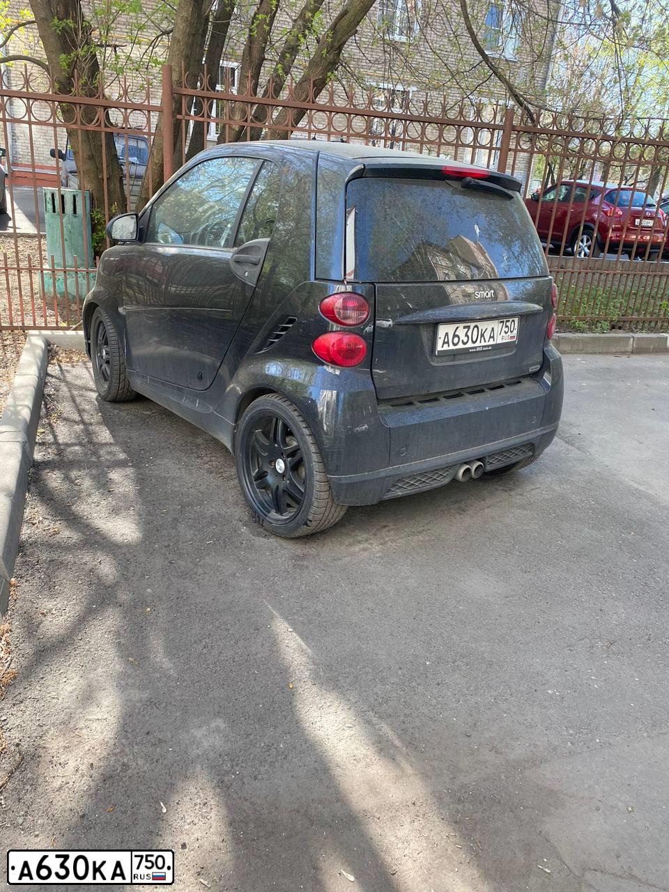 Фото автомобиля SMART FORTWO, 2009 — госномер А630КА750. Цвет: ЧЕРНЫЙ