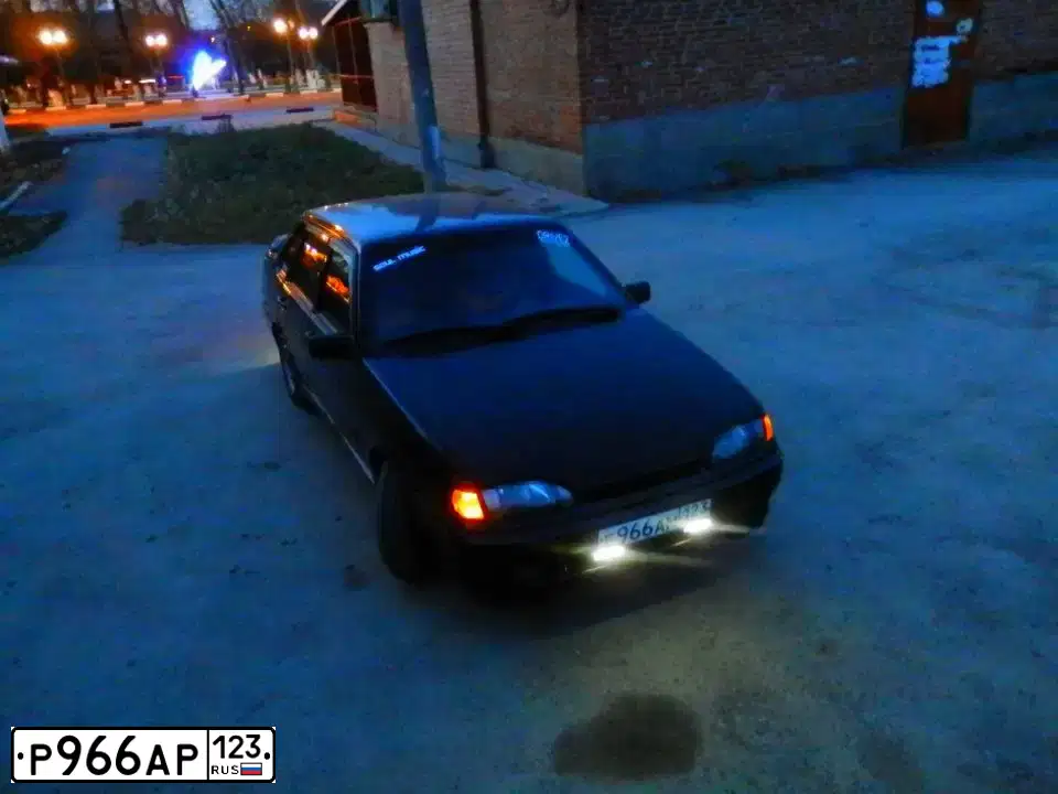 Фото автомобиля FORD FOCUS, 2007 — госномер Р966АР123. Цвет: СЕРЕБРИСТЫЙ