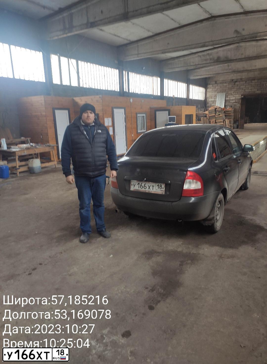 Фото автомобиля LADA 1118 KALINA, 2007 — госномер У166ХТ18. Цвет: СИНЕ-ФИОЛЕТОВЫЙ