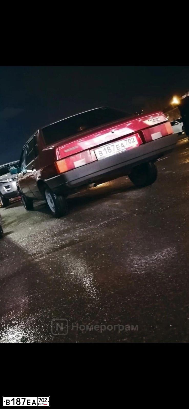 Фото автомобиля LADA 2109 SAMARA, 2002 — госномер В187ЕА702. Цвет: СЕРЕБРИСТО-КРАСНЫЙ