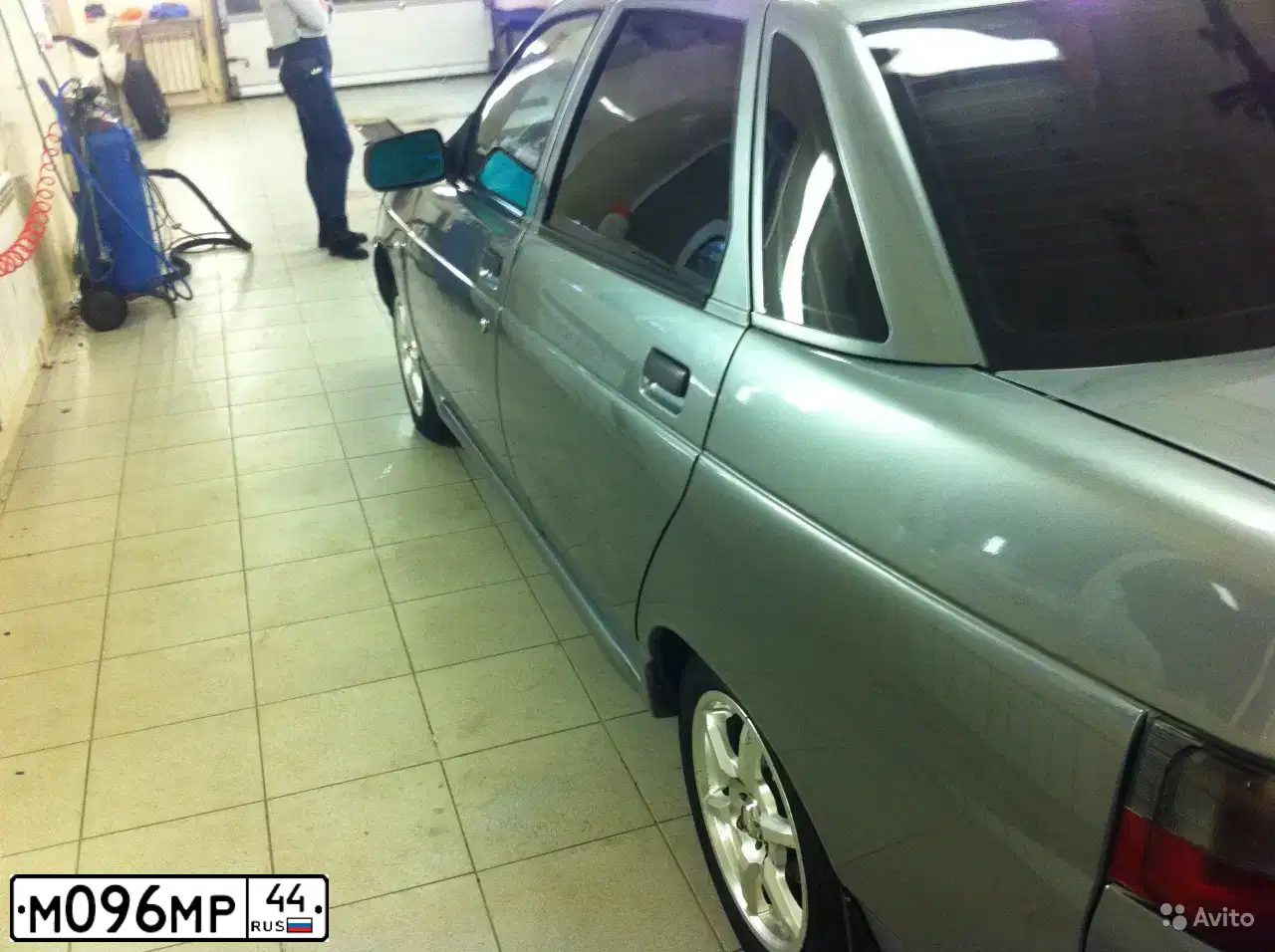 Фото автомобиля LADA 2110, 2005 — госномер Х646ОА37. Цвет: СЕРЫЙ