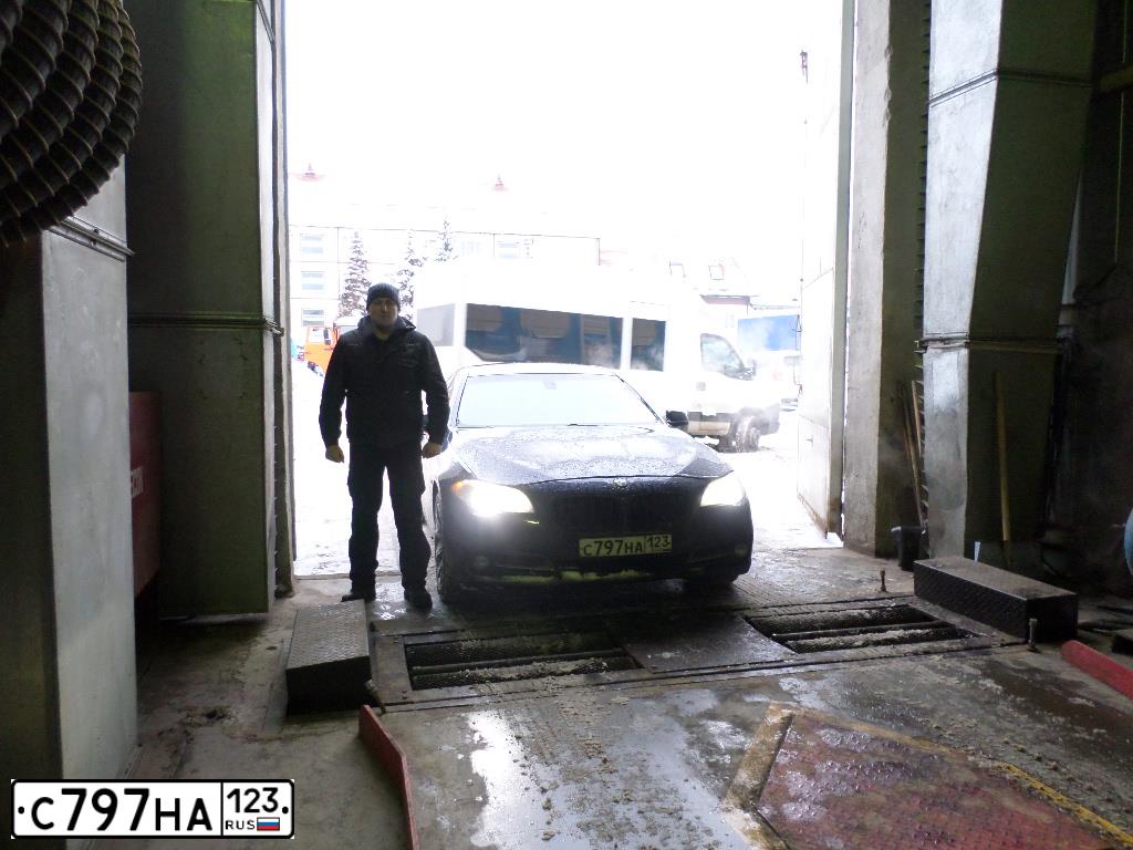 Фото автомобиля BMW SERIE 5, 2011 — госномер С510РХ797. Цвет: синий