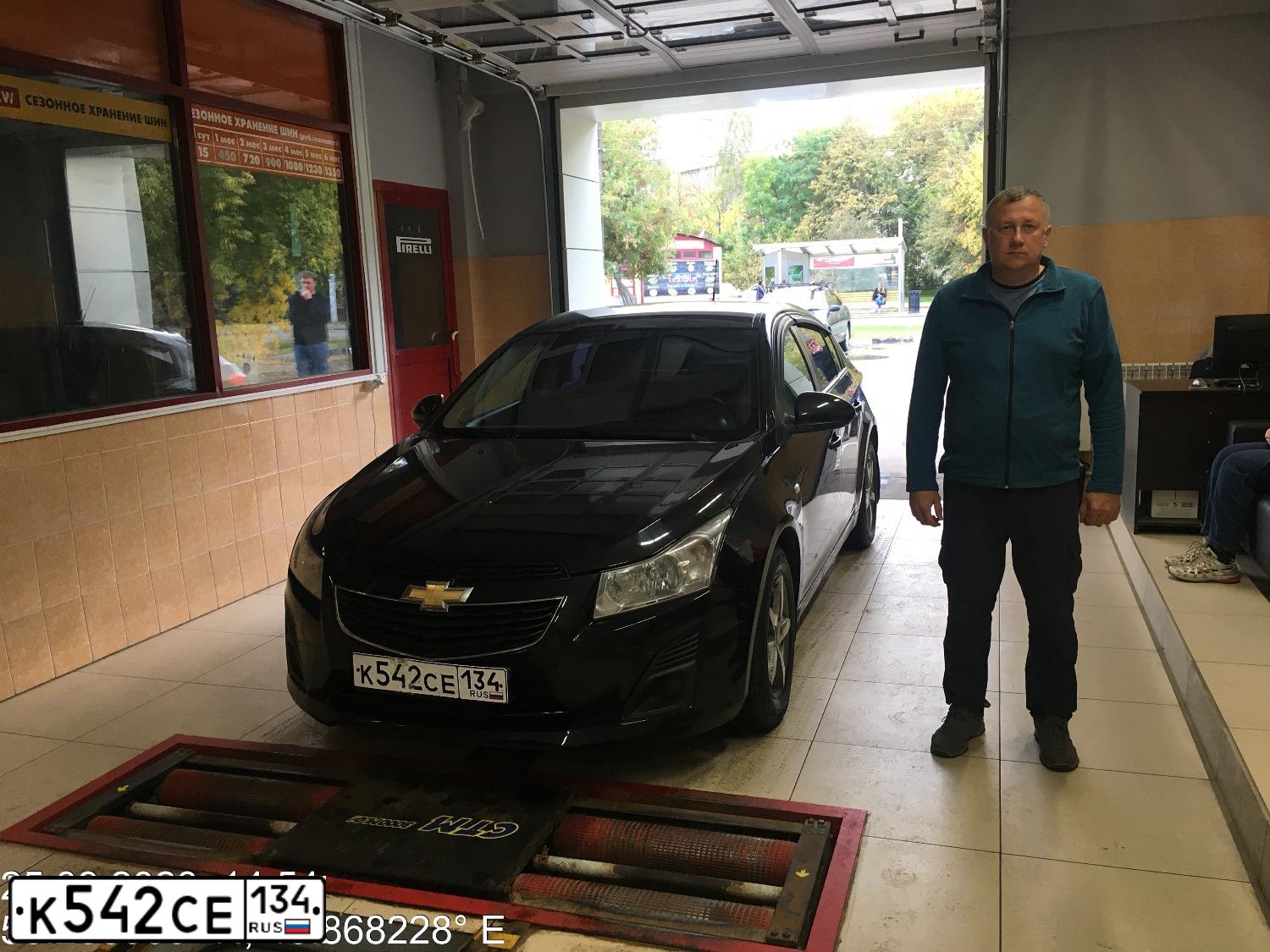 Фото автомобиля CHEVROLET CRUZE, 2013 — госномер А624АР252