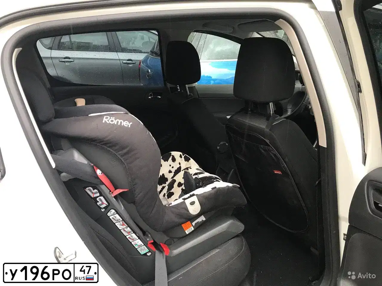 Фото автомобиля PEUGEOT 308, 2012 — госномер О738НТ196. Цвет: Белый