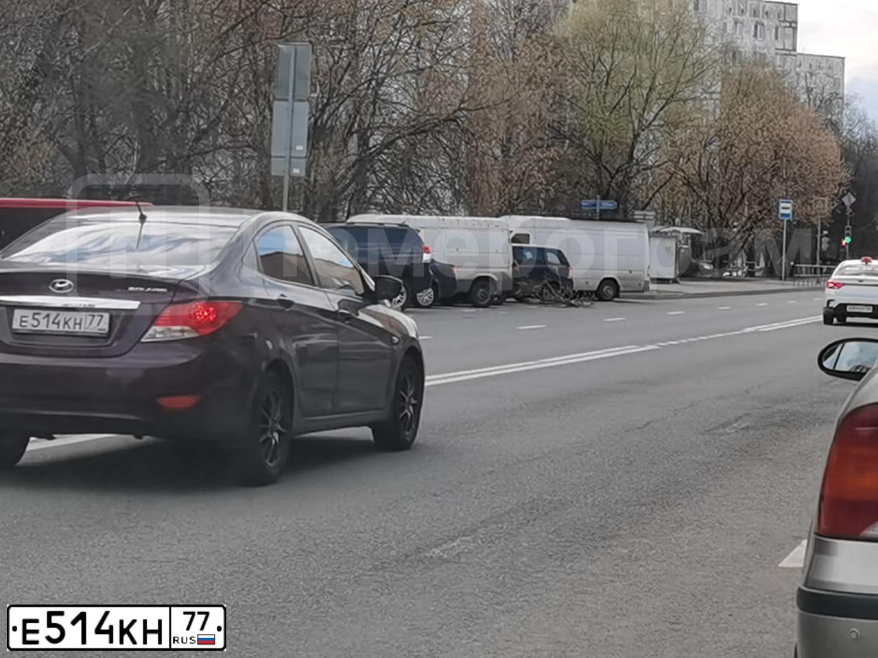 Фото автомобиля HYUNDAI SOLARIS, 2013 — госномер Т476ХР76