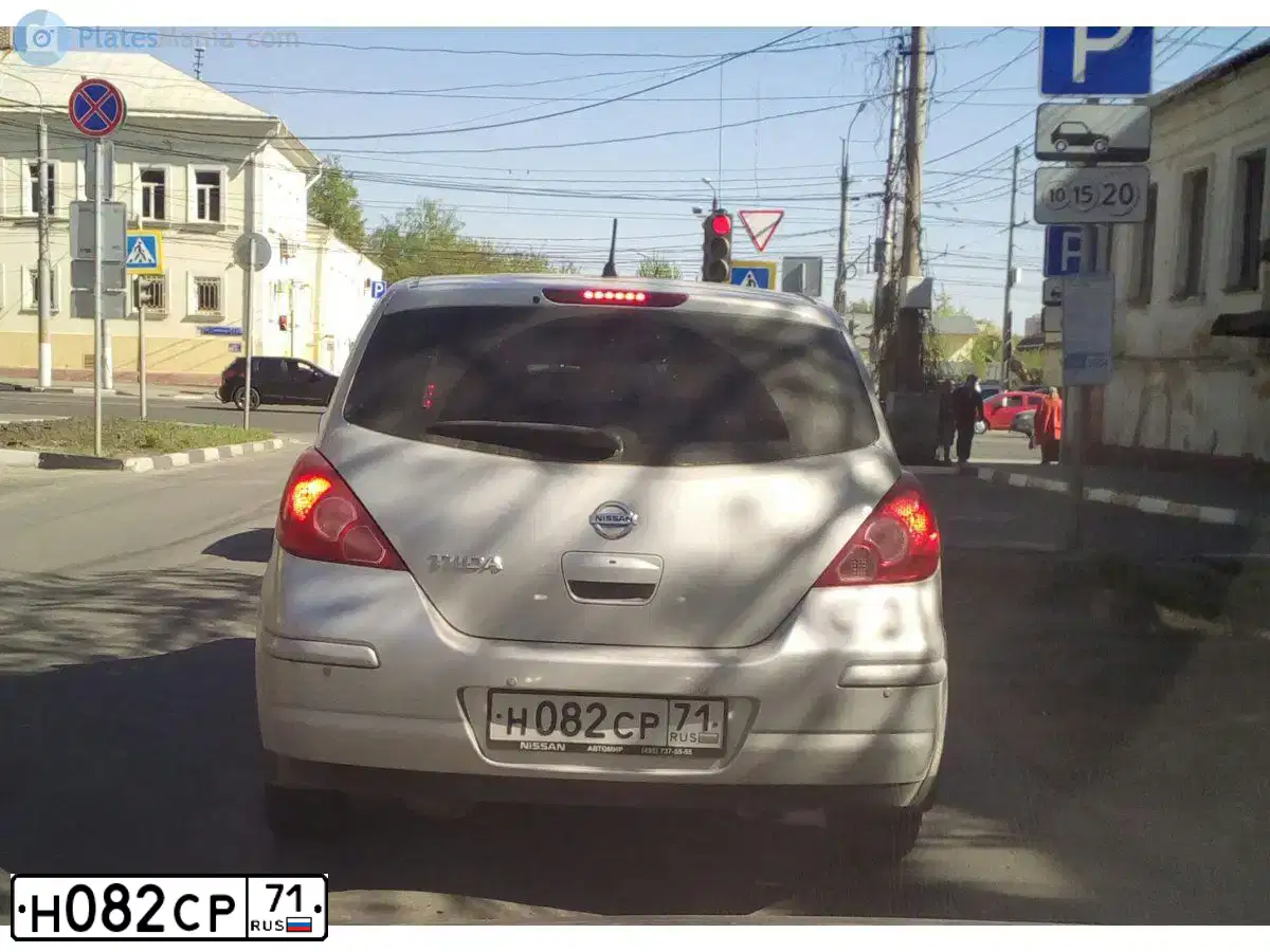 Фото автомобиля NISSAN TIIDA, 2007 — госномер Т559ТК71. Цвет: СЕРЕБРИСТЫЙ
