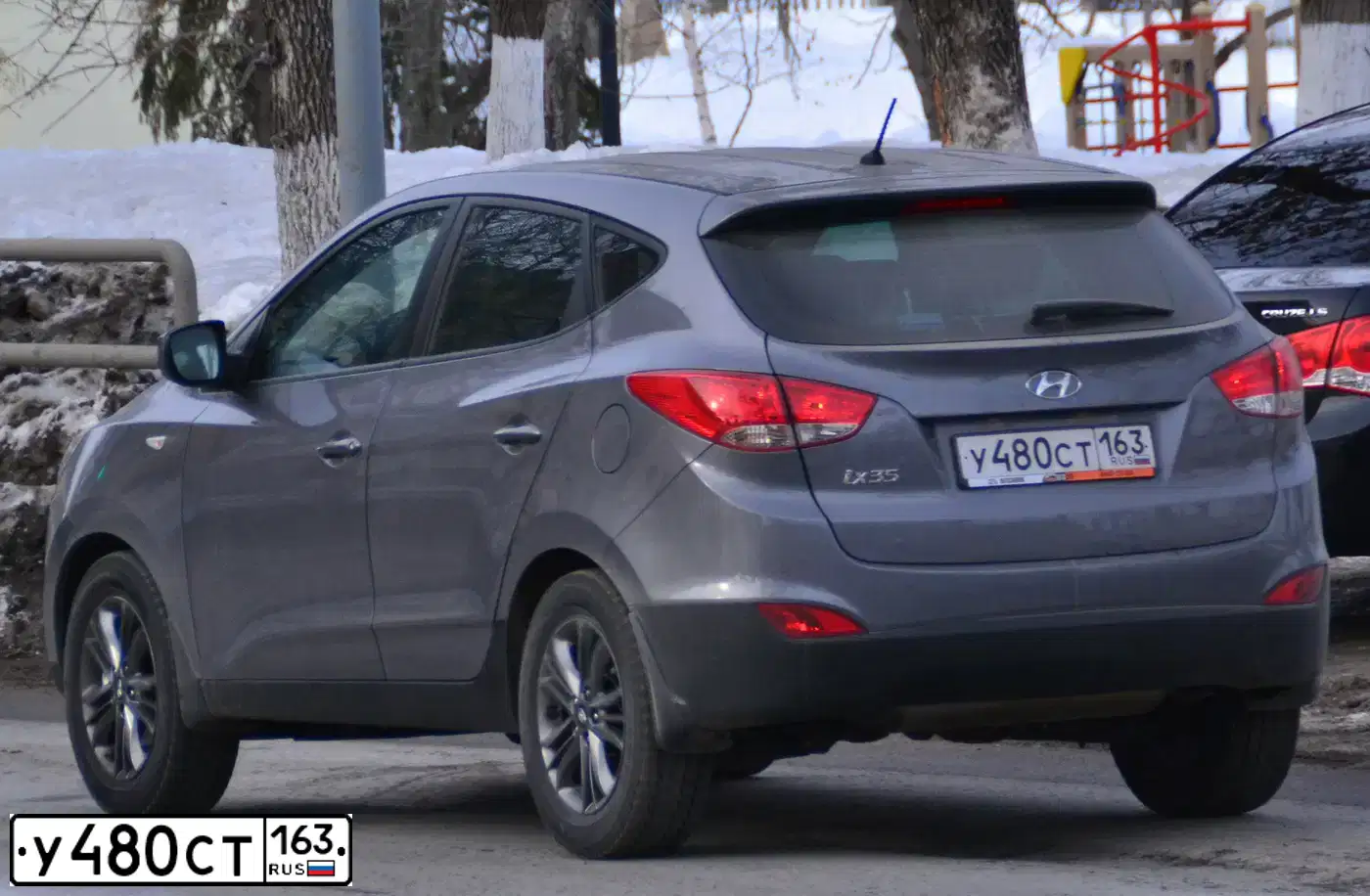 Фото автомобиля HYUNDAI IX35, 2014 — госномер М352АМ185. Цвет: СЕРЫЙ