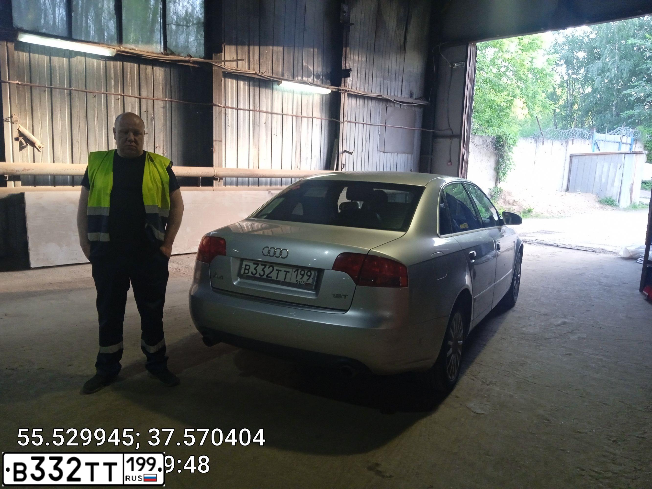Фото автомобиля AUDI A4, 2005 — госномер В332ТТ199. Цвет: СЕРЫЙ МЕТАЛЛИК