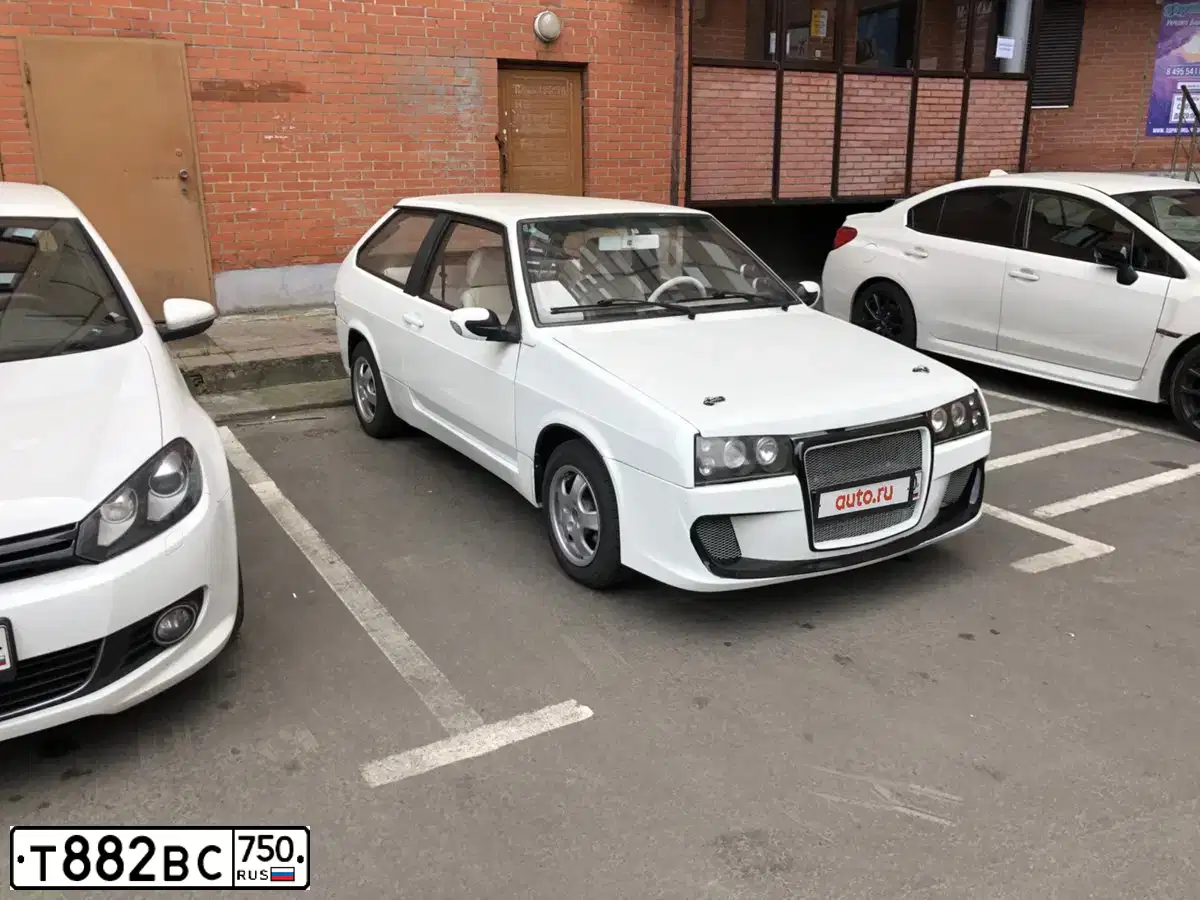 Фото автомобиля VAZ 2108 SAMARA, 1999 — госномер Т882ВС750. Цвет: ЯРКО-БЕЛЫЙ