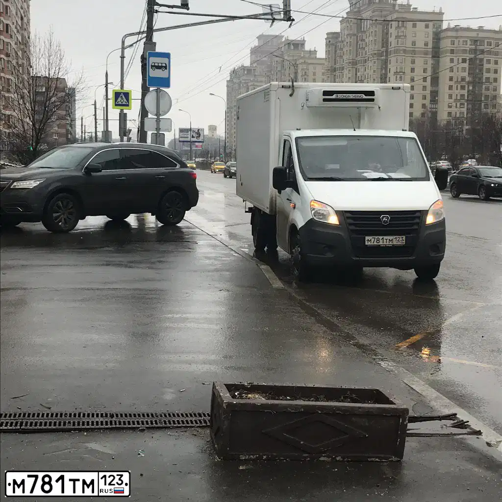 Фото автомобиля GAZ GAZEL NEXT, 2017 — госномер М781ТМ123. Цвет: БЕЛЫЙ