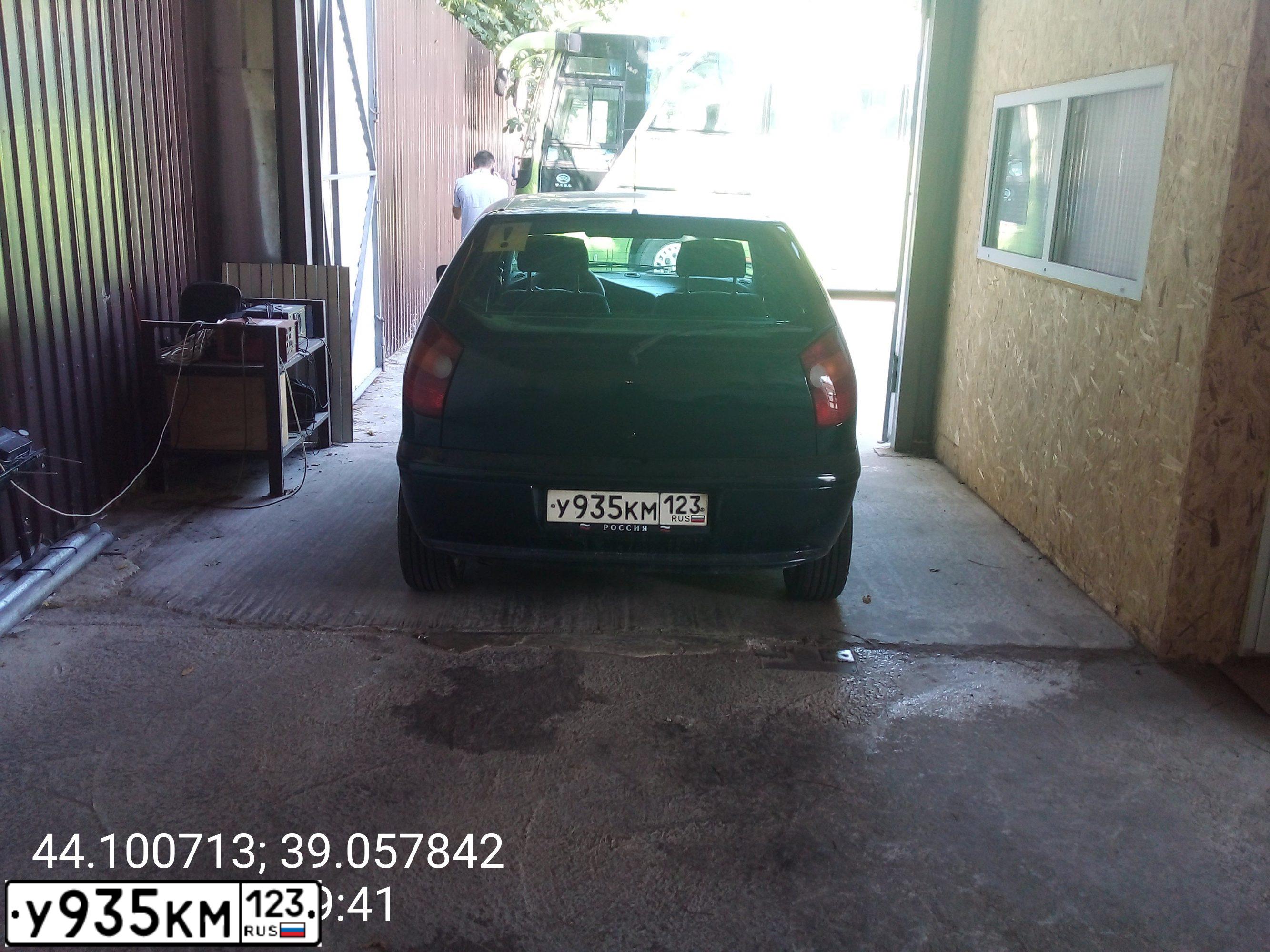 Фото автомобиля FIAT PALIO, 2002 — госномер Т978НН193