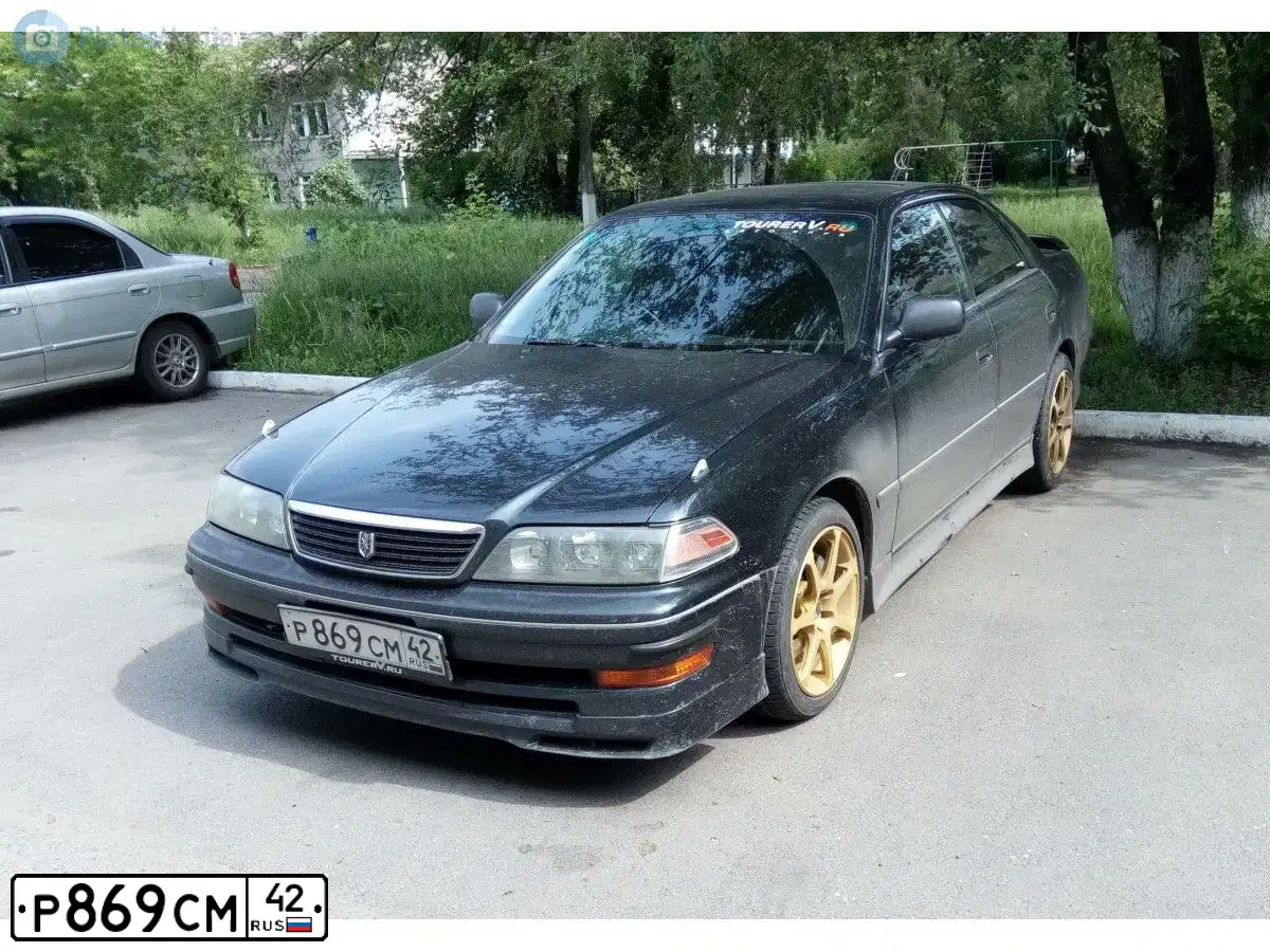 Фото автомобиля TOYOTA MARK II, 2000 — госномер Р869СМ42