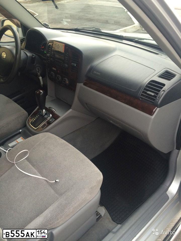 Фото автомобиля MITSUBISHI PAJERO, 2011 — госномер В555АК154. Цвет: Серебристый