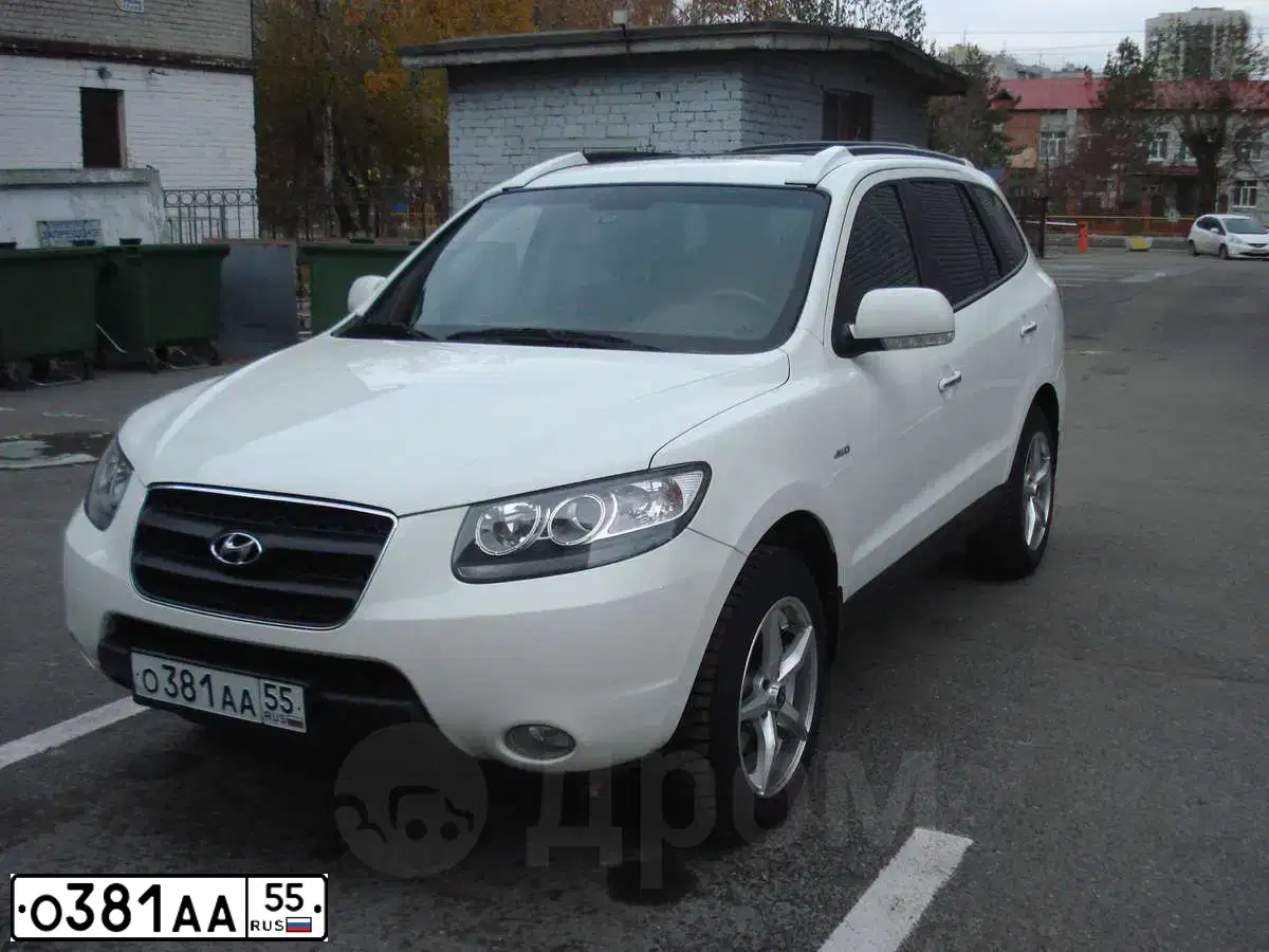 Фото автомобиля HYUNDAI SANTA FE, 2008 — госномер Х111КЕ96. Цвет: БЕЛЫЙ