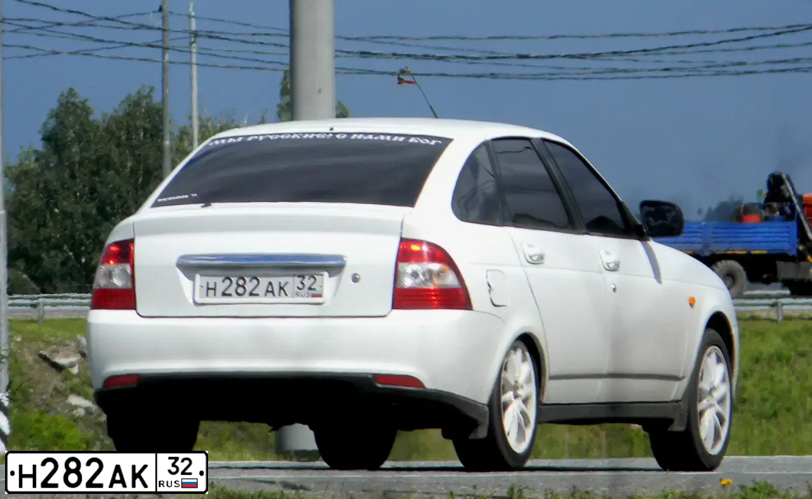 Фото автомобиля LADA 2172 PRIORA, 2015 — госномер О022ВК46. Цвет: Белый