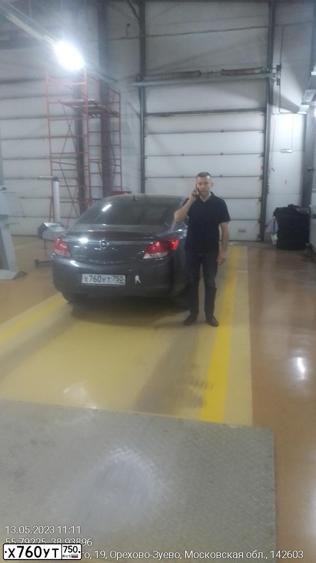 Фото автомобиля OPEL INSIGNIA NB, 2011 — госномер С146ММ40. Цвет: ТЕМНО-СЕРЫЙ