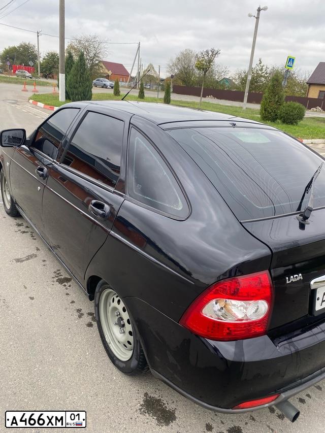 Фото автомобиля LADA PRIORA, 2008 — госномер Н775КУ82. Цвет: СИНЕ-ЧЕРНЫЙ