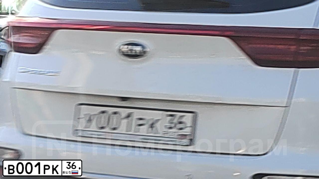 Фото автомобиля MERCEDES C-KLASSE, 2015 — госномер М904НН797. Цвет: ЧЕРНЫЙ