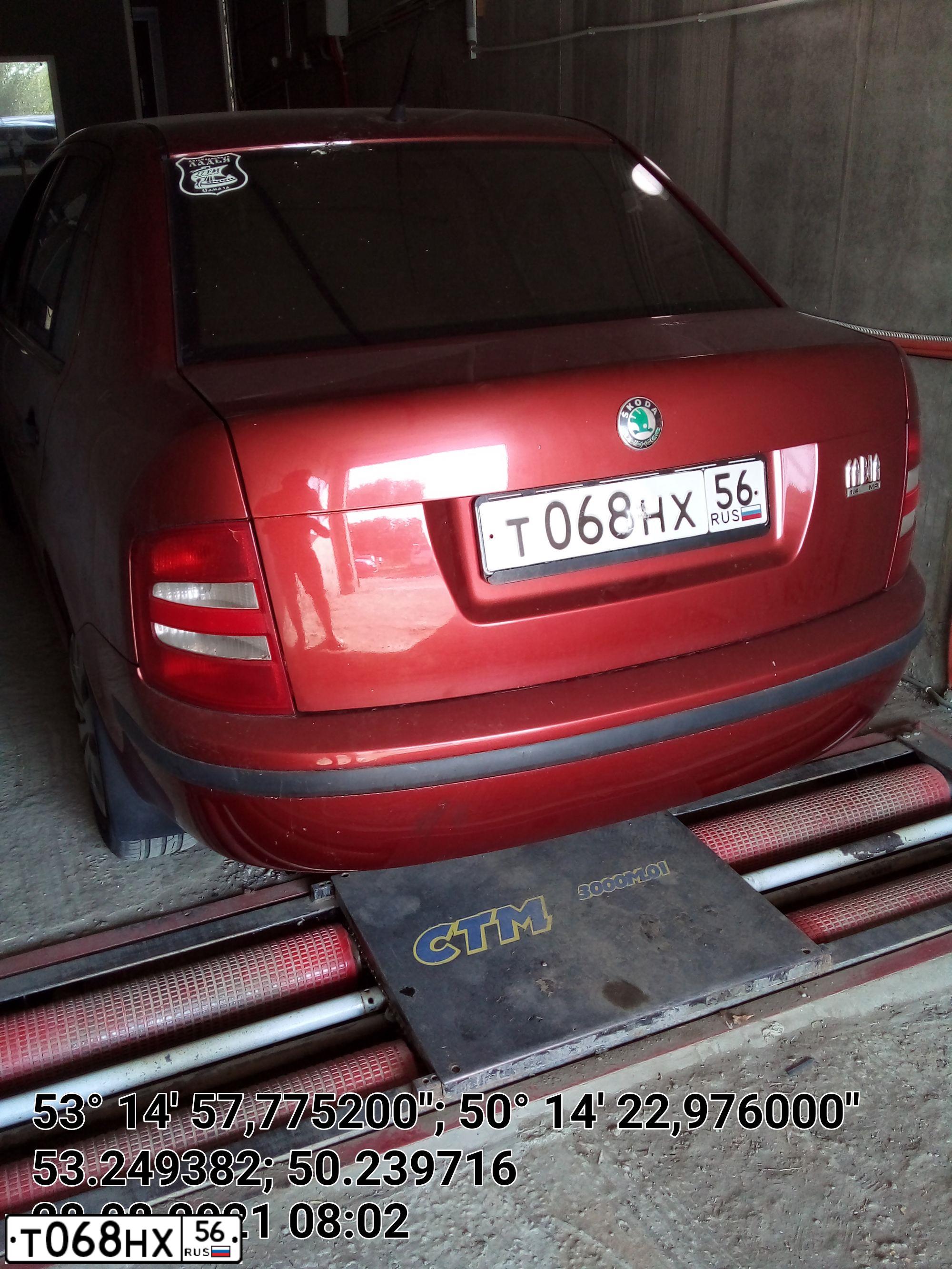 Фото автомобиля SKODA FABIA, 2001 — госномер Е693ВХ763. Цвет: ТЕМНО-КРАСНЫЙ