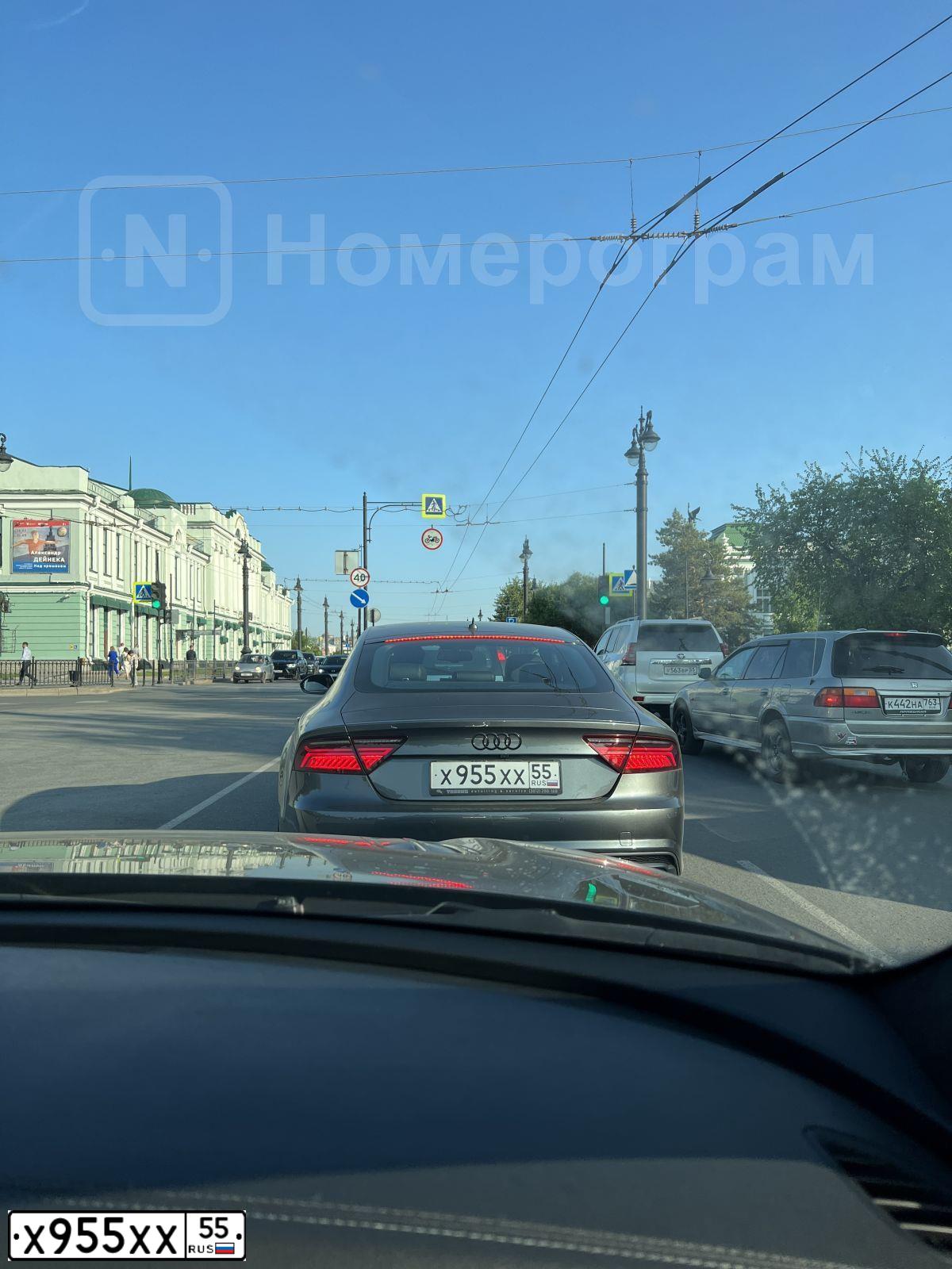 Фото автомобиля TOYOTA CAMRY, 2012 — госномер Н005АТ54. Цвет: ЧЕРНЫЙ