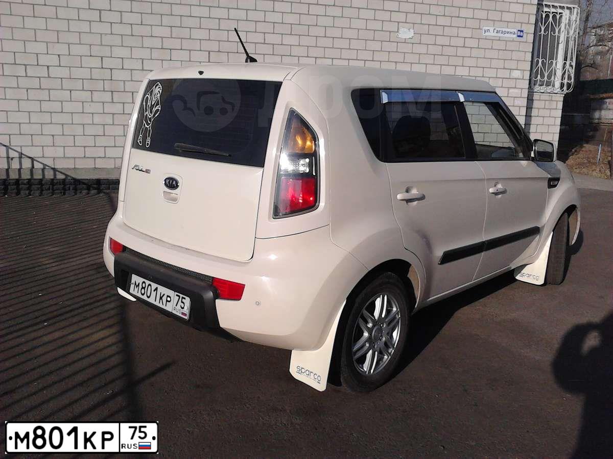 Фото автомобиля KIA SOUL, 2010 — госномер К277ВС154. Цвет: Белый