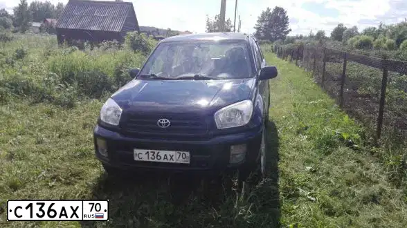 Фото автомобиля TOYOTA RAV4, 2001 — госномер Р305КР142. Цвет: ЧЕРНЫЙ