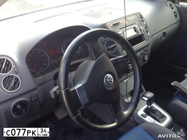 Фото автомобиля SKODA FABIA, 2012 — госномер С077РК34. Цвет: Белый