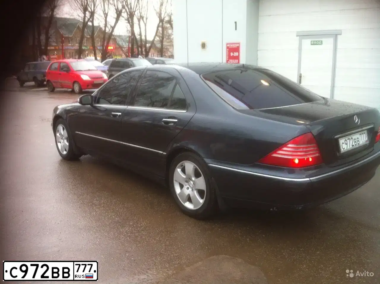 Фото автомобиля MERCEDES-BENZ S320, 1999 — госномер У229ТС152. Цвет: СИНИЙ ТЕМНЫЙ