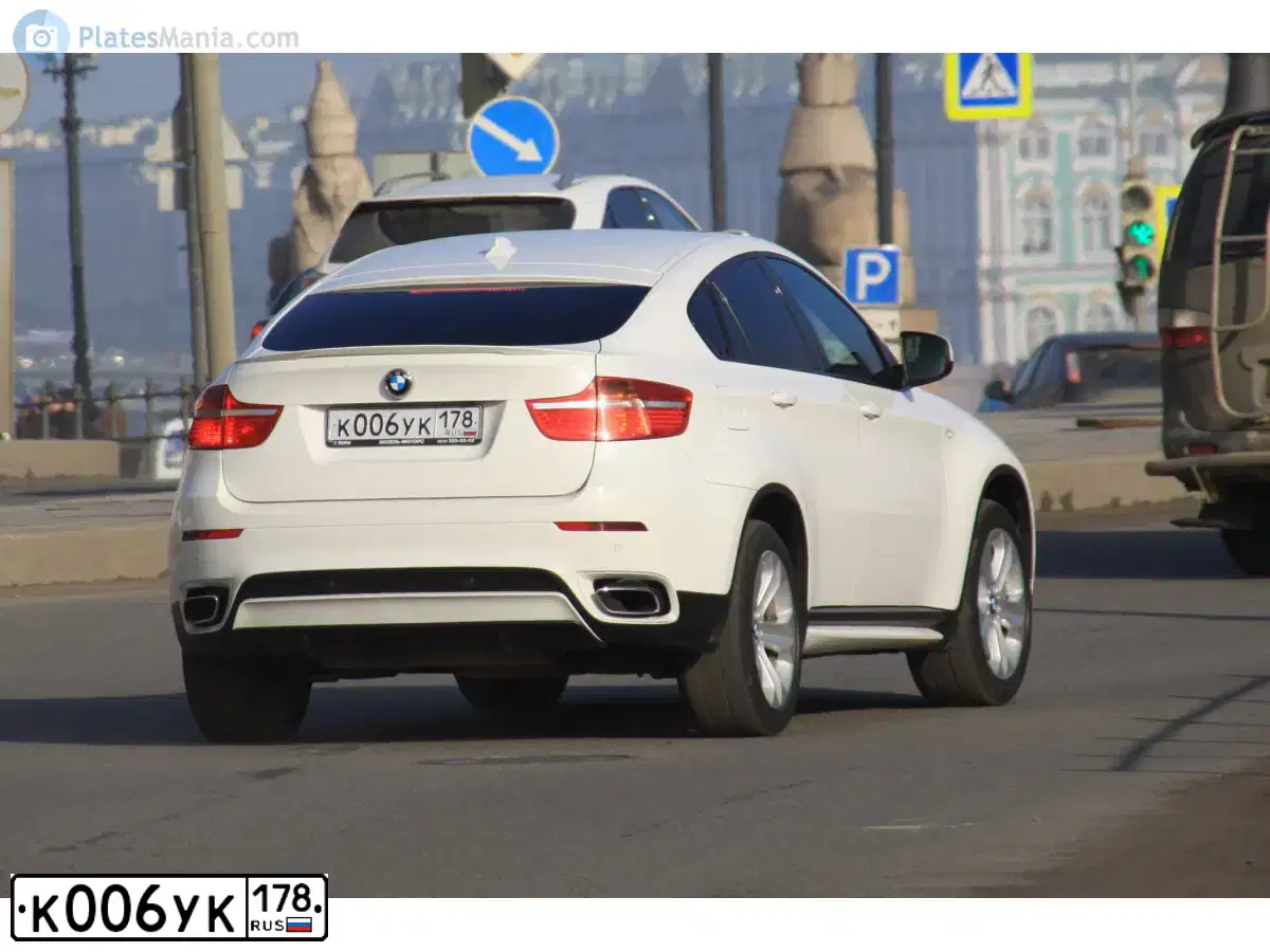 Фото автомобиля BMW X6, 2008 — госномер К006УК178. Цвет: БЕЛЫЙ