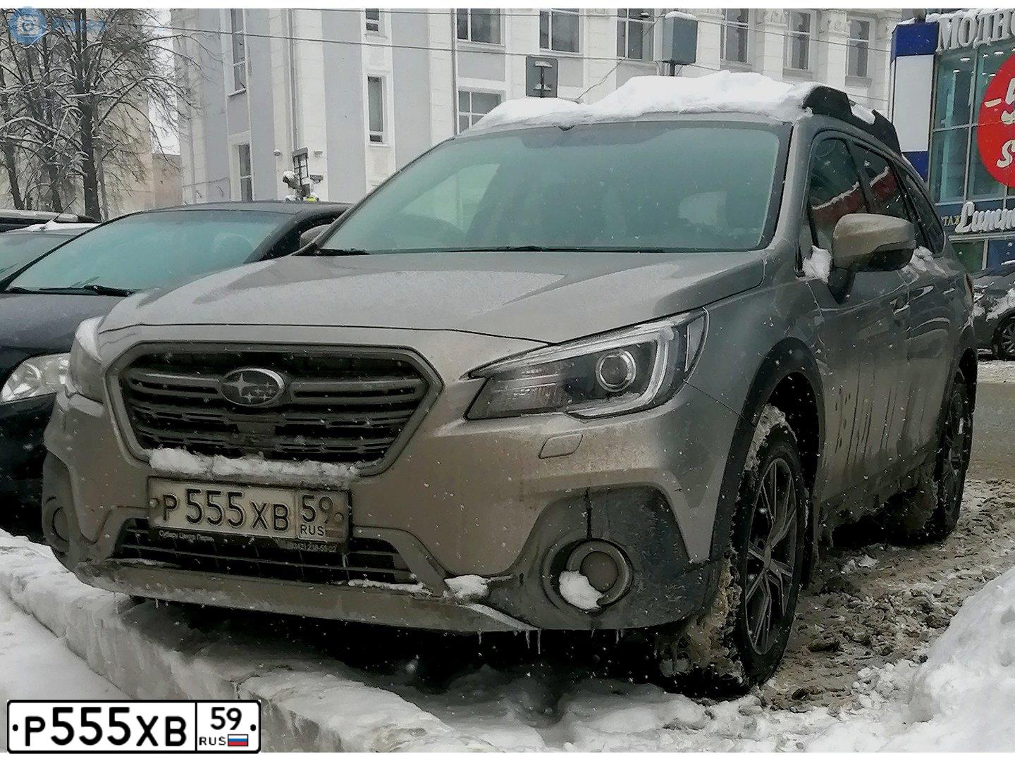 Фото автомобиля SUBARU OUTBACK, 2018 — госномер Р555ХВ59. Цвет: БЕЖЕВЫЙ