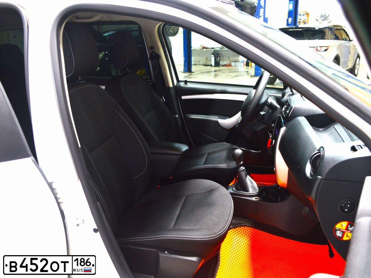Фото автомобиля NISSAN TERRANO, 2020 — госномер В452ОТ186. Цвет: Белый