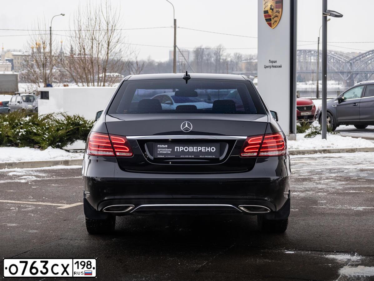 Фото автомобиля MERCEDES E-KLASSE, 2014 — госномер О007ММ178. Цвет: ЧЕРНЫЙ