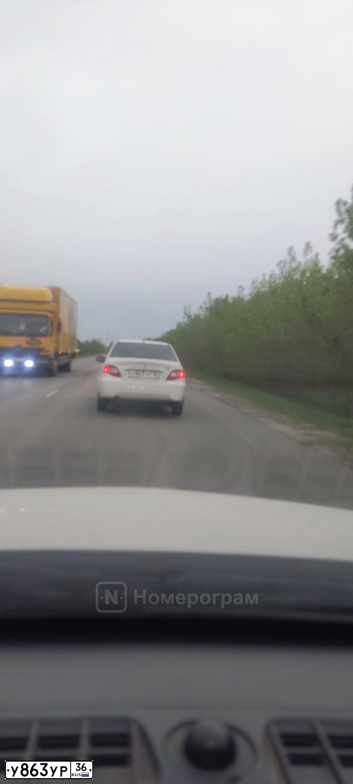 Фото автомобиля DAEWOO NEXIA, 2012 — госномер У863УР36. Цвет: БЕЛО-ДЫМЧАТЫЙ