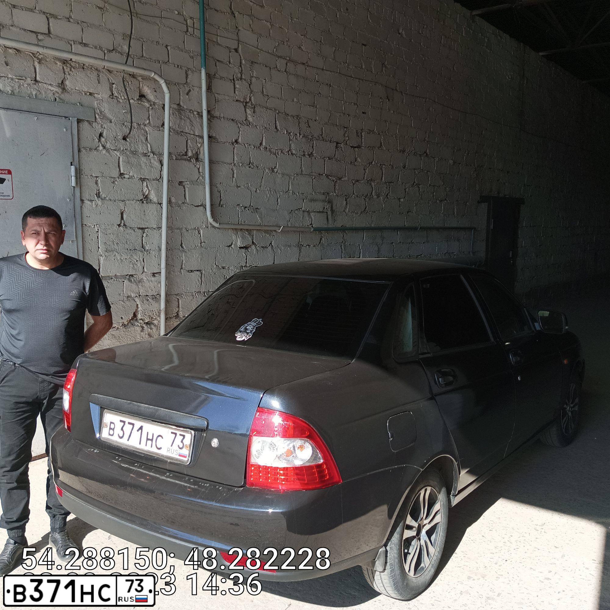 Фото автомобиля LADA 2170 PRIORA, 2008 — госномер В371НС73. Цвет: графитовый металлик