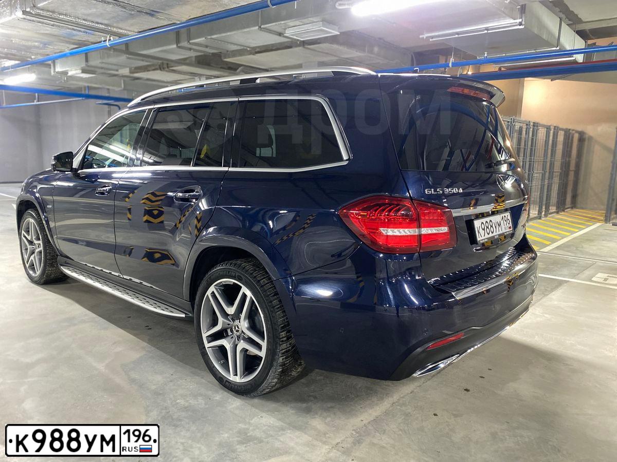Фото автомобиля MERCEDES GL-KLASSE, 2018 — госномер К988УМ196. Цвет: синий