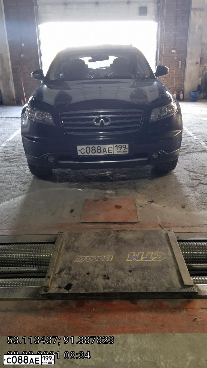 Фото автомобиля INFINITI FX45, 2007 — госномер В645РК122. Цвет: ЧЕРНЫЙ