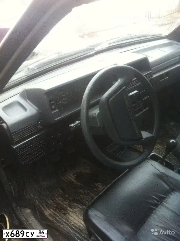 Фото автомобиля LADA 2109 SAMARA, 1996 — госномер Х689СУ86. Цвет: Красный