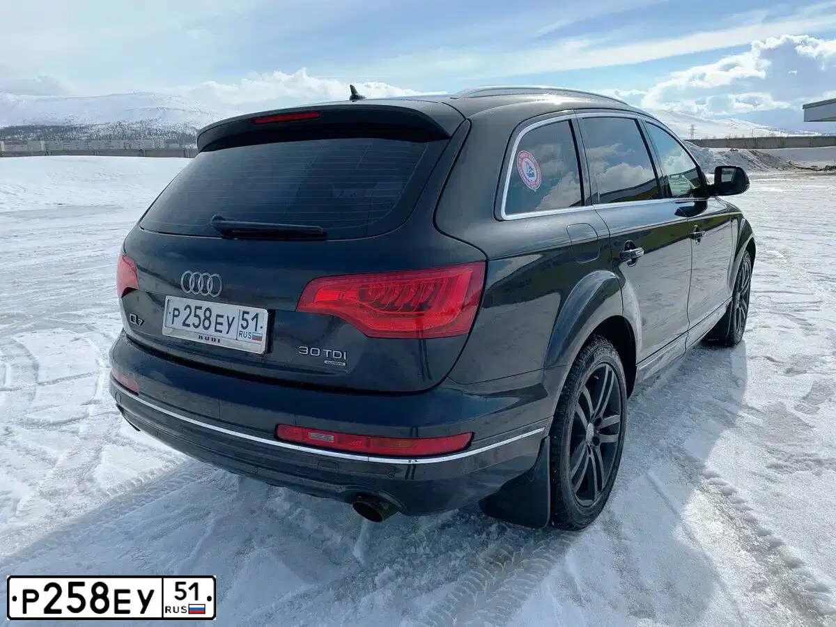Фото автомобиля AUDI Q7, 2009 — госномер А991ОТ51. Цвет: ЧЕРНЫЙ