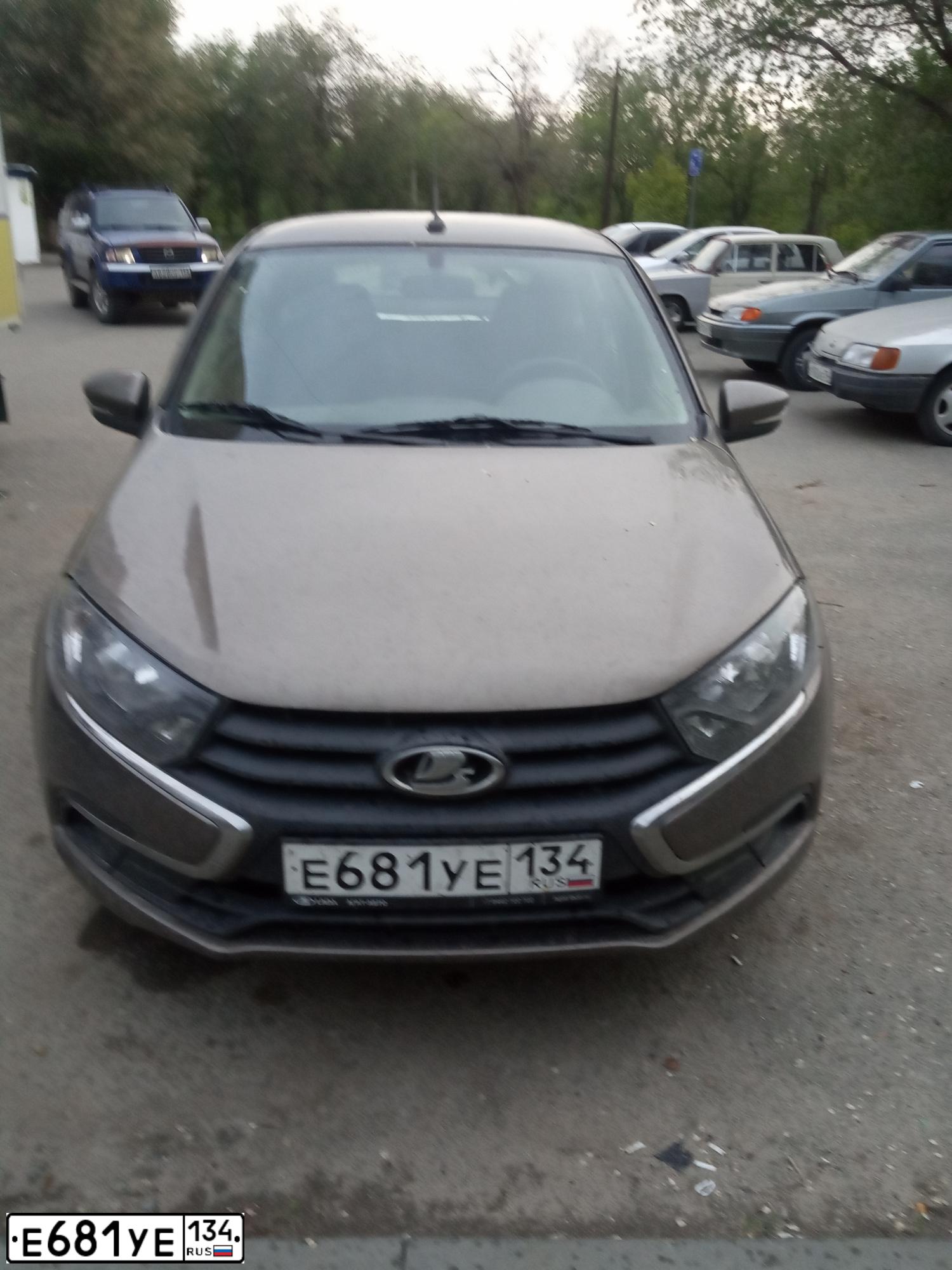 Фото автомобиля LADA 2191 GRANTA, 2019 — госномер Е681УЕ134. Цвет: Коричневый