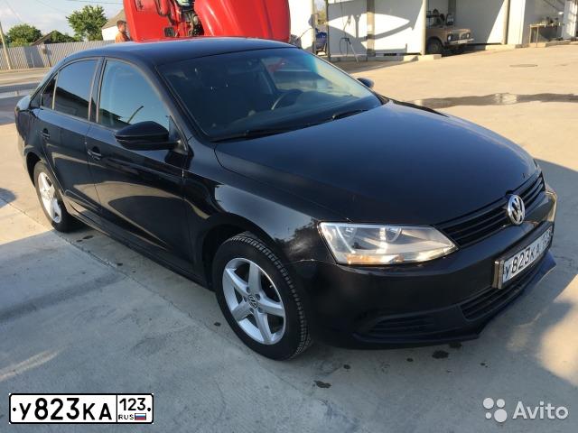 Фото автомобиля VOLKSWAGEN JETTA, 2012 — госномер В200РР123. Цвет: ЧЕРНЫЙ