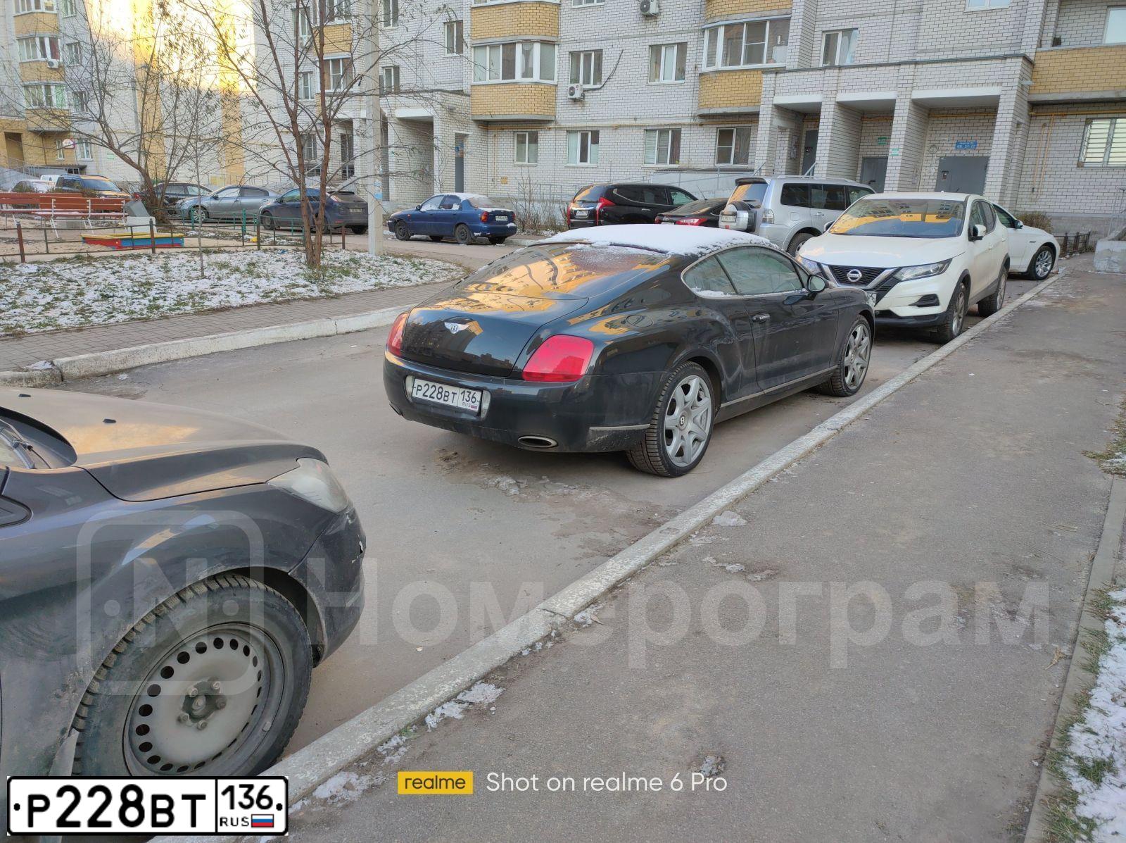 Фото автомобиля BENTLEY CONTINENTAL, 2007 — госномер К613ВХ27